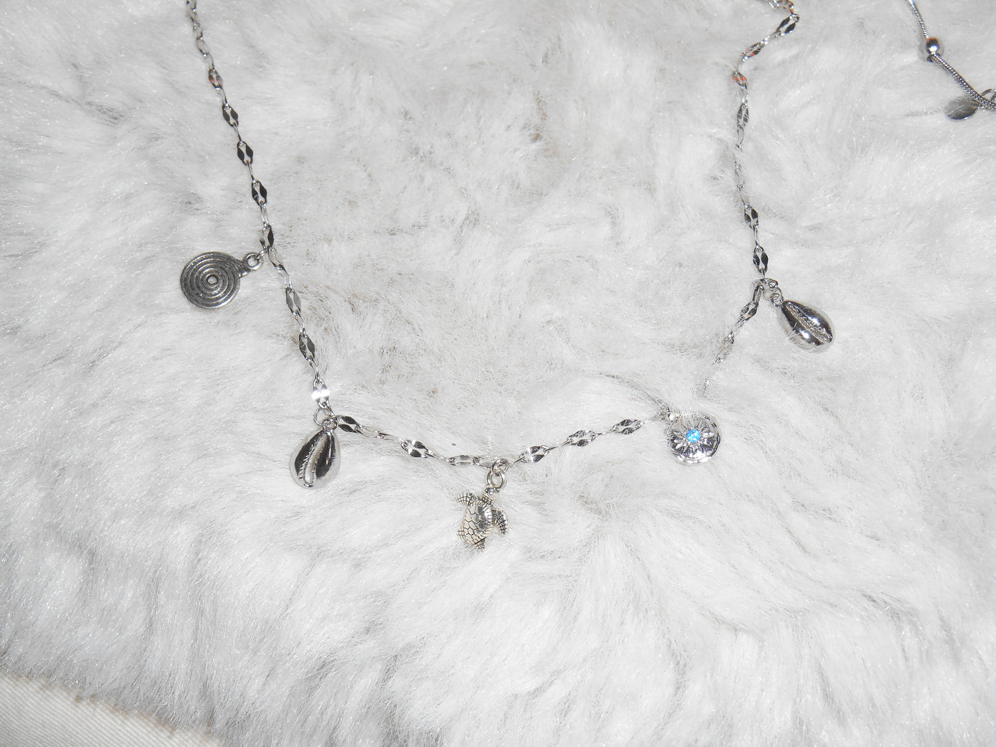 Tiki island charms (gold/silver)